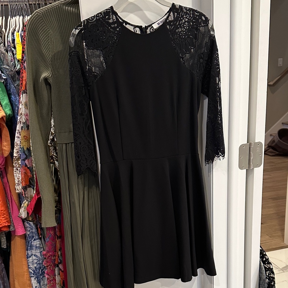 BB Dakota Black Lace Long Sleeve Dress